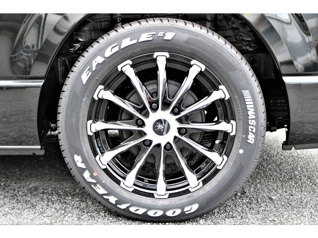 足元はブラックダイヤモンド17AW＆ナスカータイヤの組み合わせです！