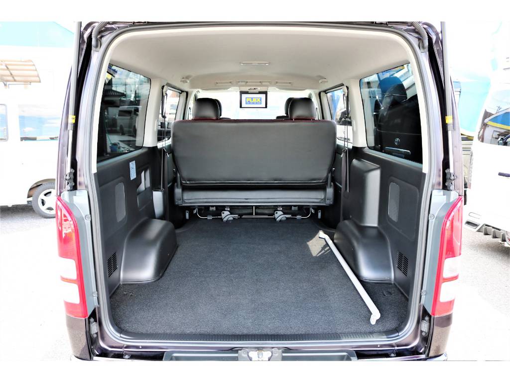 汚れがちなラゲッジスペースも綺麗な状態です！