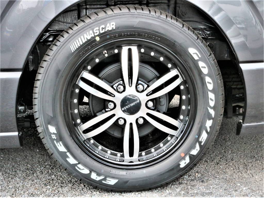 ピアスボルトがカッコいい415コブラバッドラッカー！定番のナスカーLTタイヤとのコンビネーション！