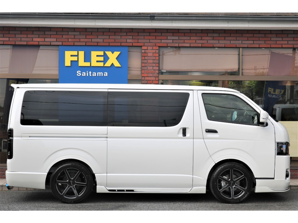 １．５インチローダウン施工！ＦＬＥＸダウンフェンダーも取付けられております☆