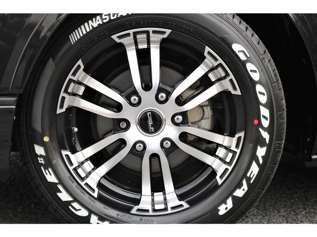 ＤＥＬＦ０２アルミホイール＆ナスカータイヤ１７インチ！！