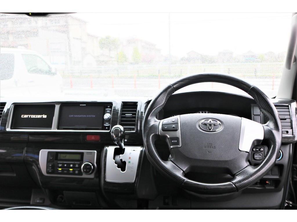 黒木目インテリアコンビステアリング＆シフトノブ！！