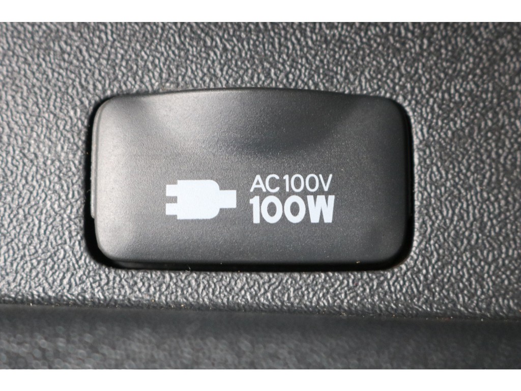 純正オプションも充実！ＡＣ１００電源搭載☆