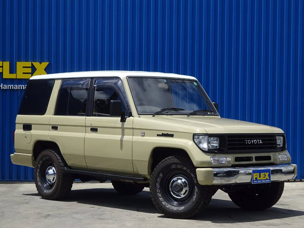 ファミリーカーとしてお使いになれるように敢えてノーマル車高でのご提示です！