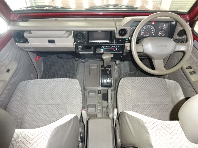 お問い合わせは、ランクル浜松店スタッフまで。053-473-8808