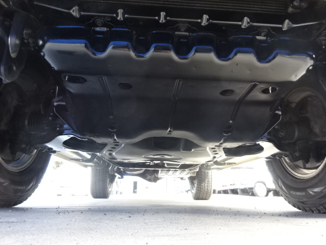下廻りもご覧の通り、大きなサビもなく状態も良いです。