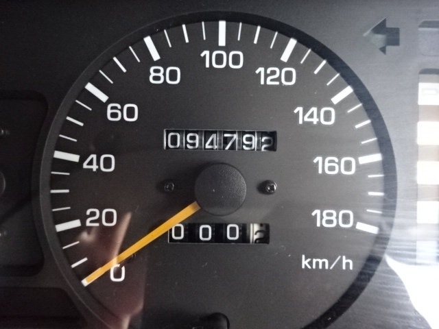 走行９万km。耐久性の高い１ＫＺのエンジンは、まだまだこれからです。