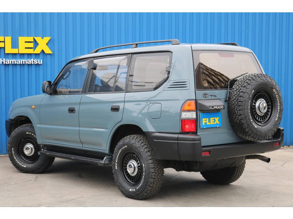 JEEP純正のアンヴィルでとってもオシャレに仕上がっております！