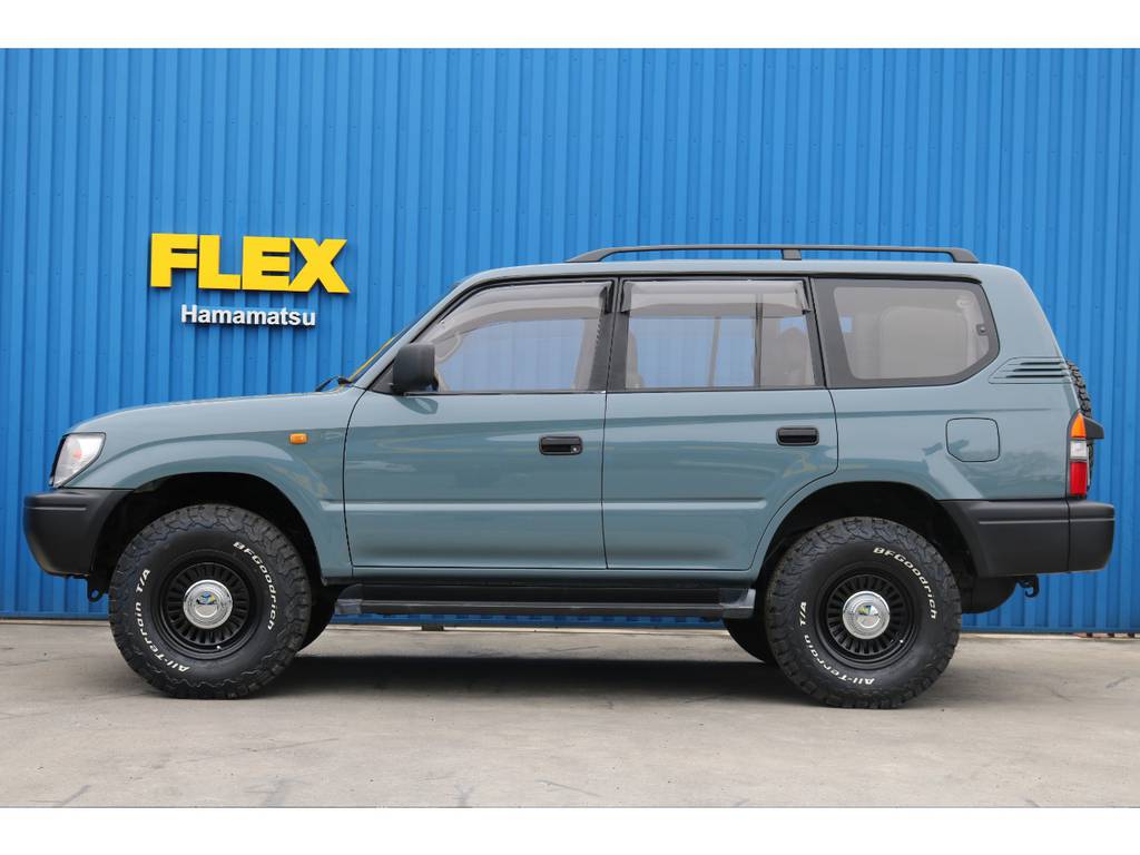 大きさも調度良く、女性のお客様でもとっても運転しやすい大きさです！