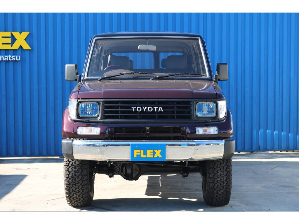 グリルはＴＯＹＯＴＡグリルをブラックペイントしております。