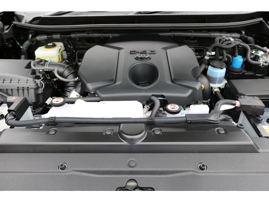 環境にも配慮された2800ccのクリーンディーゼルエンジン！！