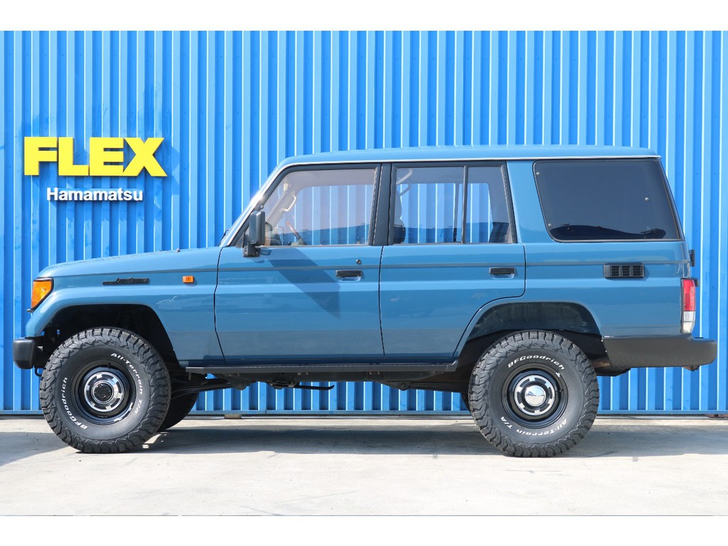 車高は２メートル程ありますが、幅は169cmと意外とコンパクトです。