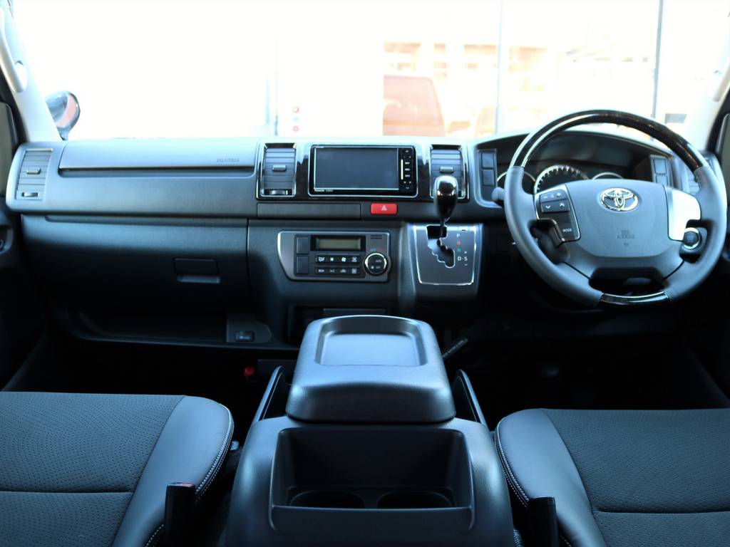 特別仕様車ならではの高級感溢れる内装！！