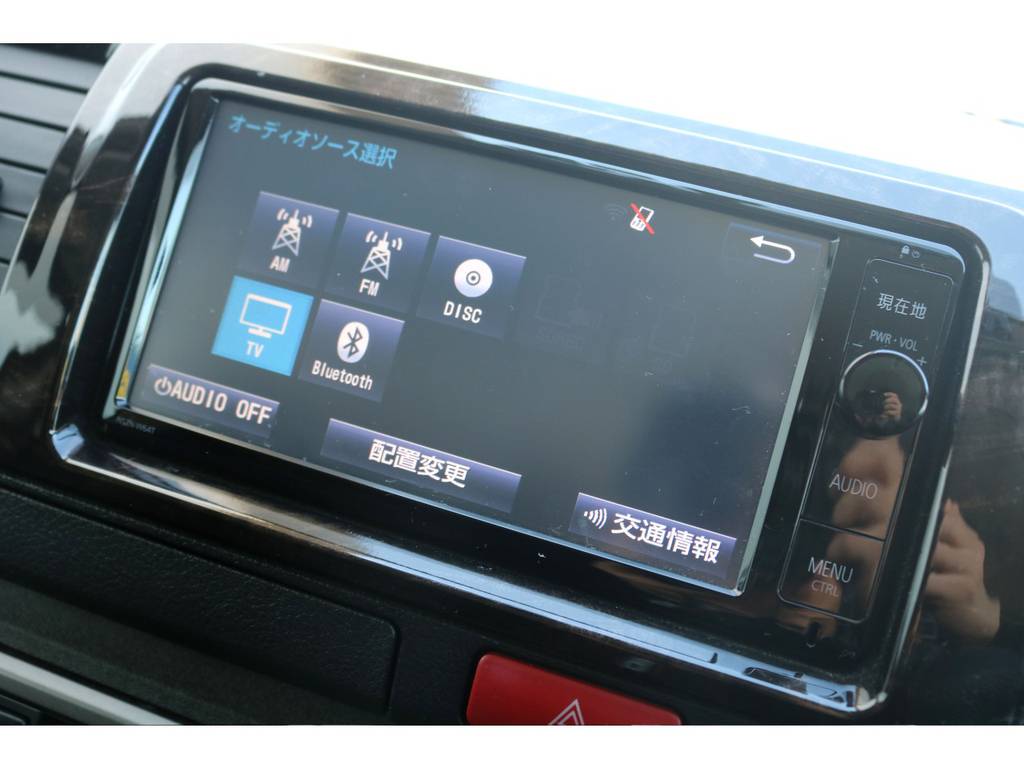 純正 ＳＤナビを搭載！！フルセグ視聴、ＣＤ録音、ＤＶＤ再生可！！
