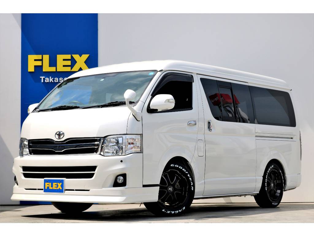 ＦＬＥＸオリジナルスポイラーを装着しております！ご希望のメーカーエアロがあれば、ご用命下さい♪