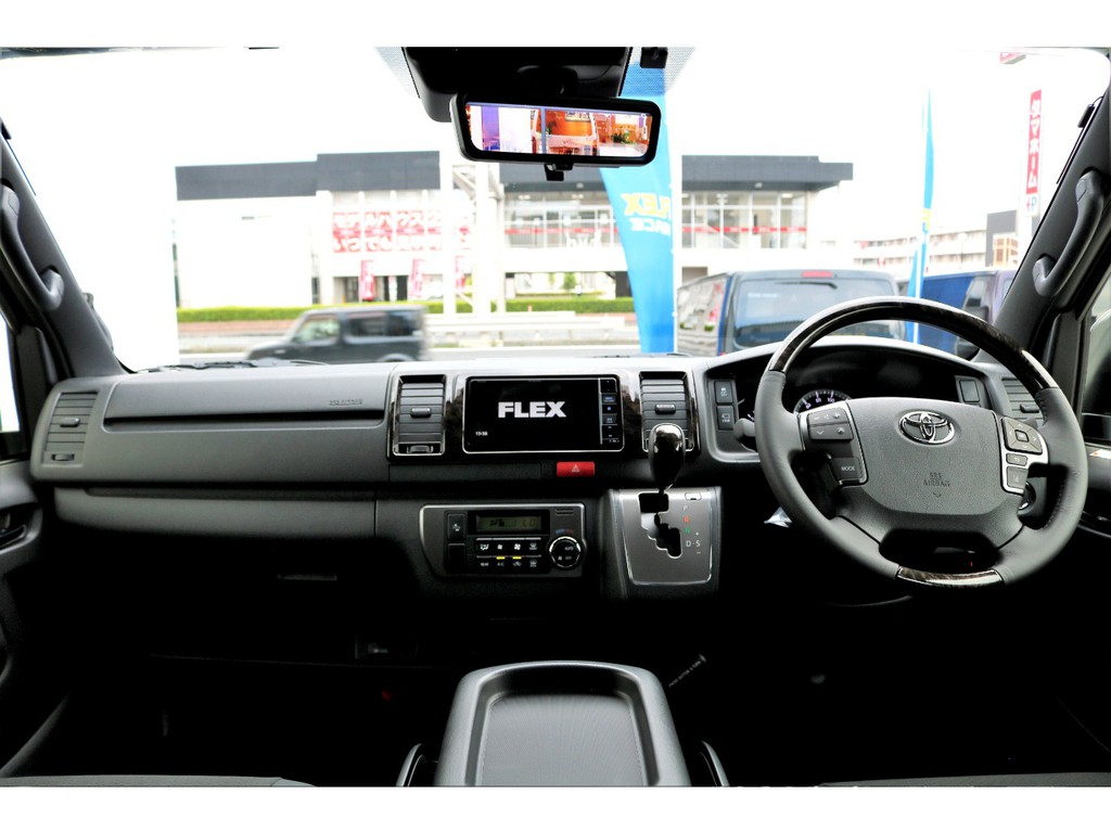 特別仕様車ならではの高級感溢れる内装！！