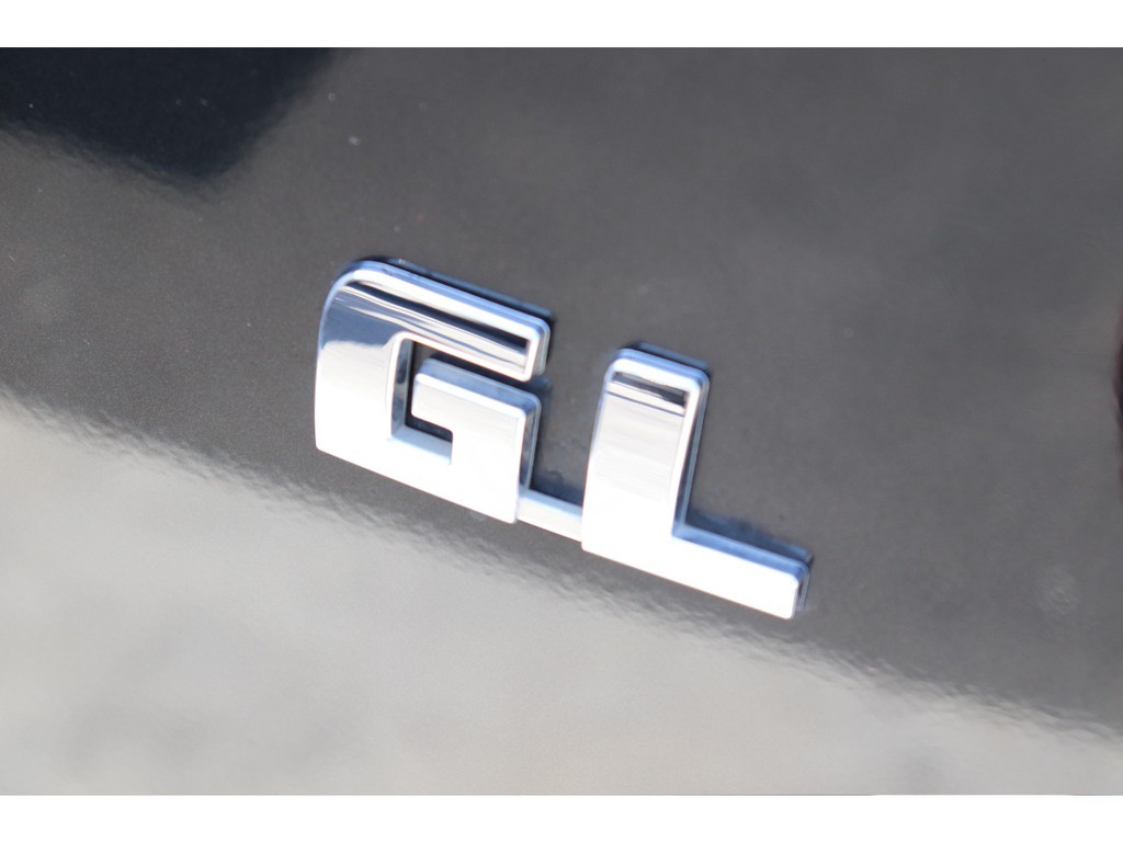 上級グレード【ＧＬ】ボディカラーは人気のブラック！