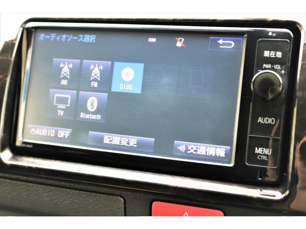 純正ＳＤナビ搭載！！ＤＶＤ再生・Bluetooth接続可能！