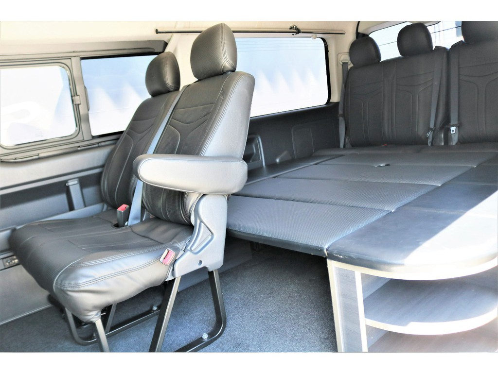 ２人横乗り計１０人乗りのワゴンＧＬ！！