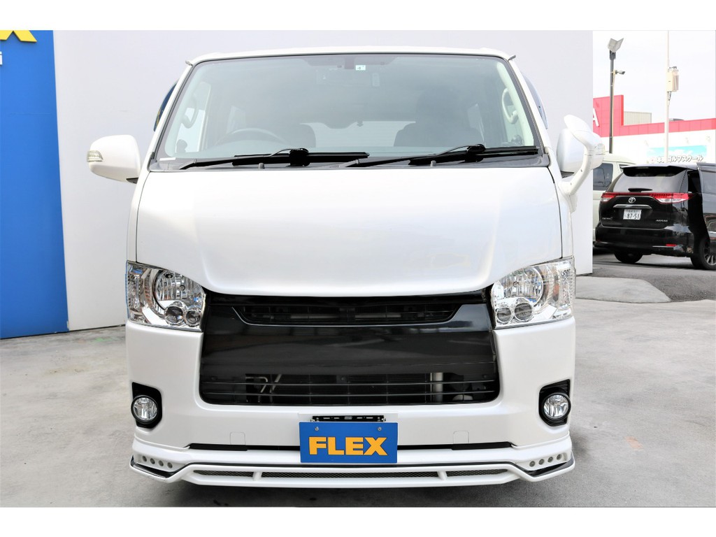 オリジナルＤｅｌｆｉｎｏＬｉｎｅボンネットを搭載済みの４型フロントフェイス！！