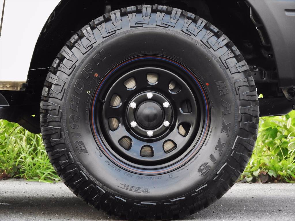 新品装着のＭＡＸＸＩＳタイヤ”ＭＡＤＥ ＩＮ ＵＳＡ”です！
