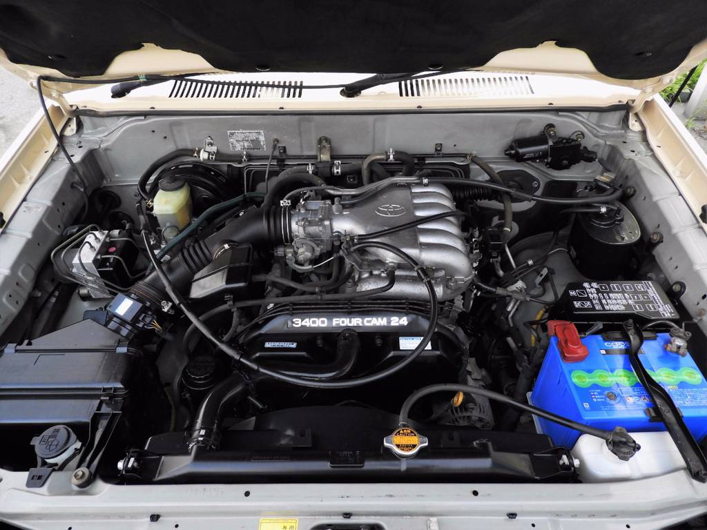 ３４００ｃｃＶ６エンジン搭載です！パワーと静粛性をとるなら２．７より３．４ですよ！