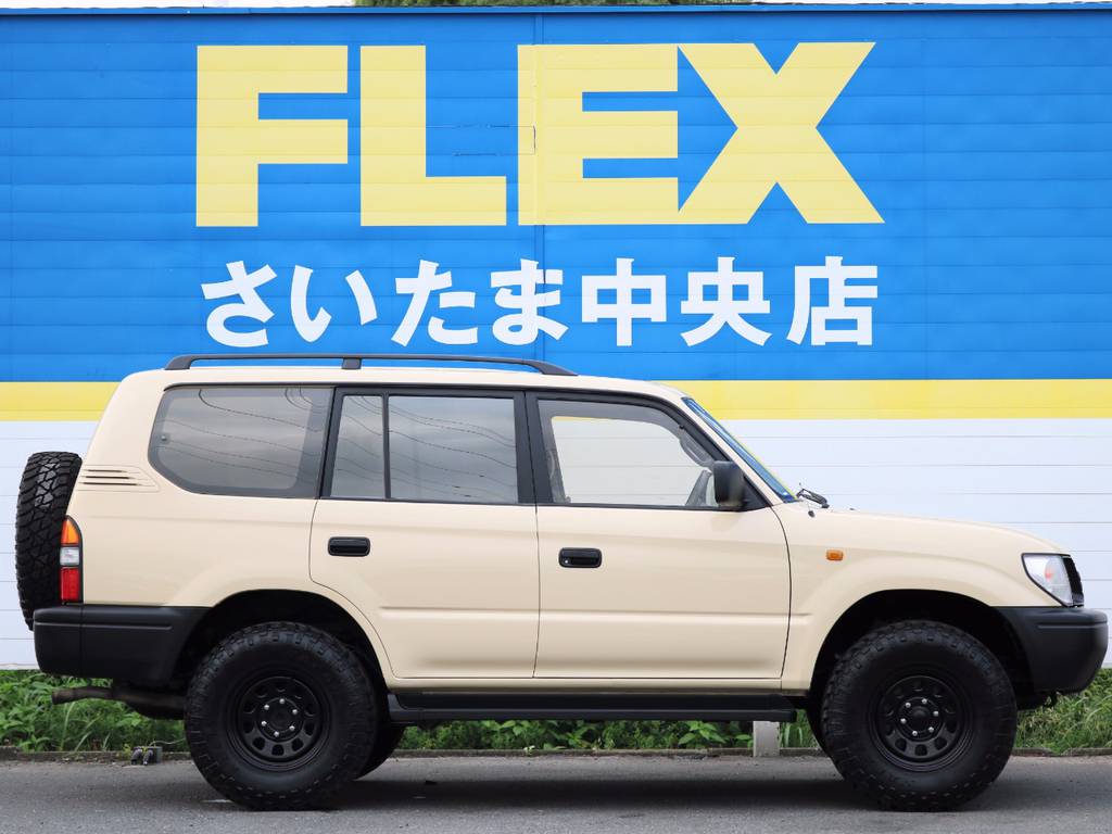 乗降性などの実用性を損なわないノーマル車高です(^^♪