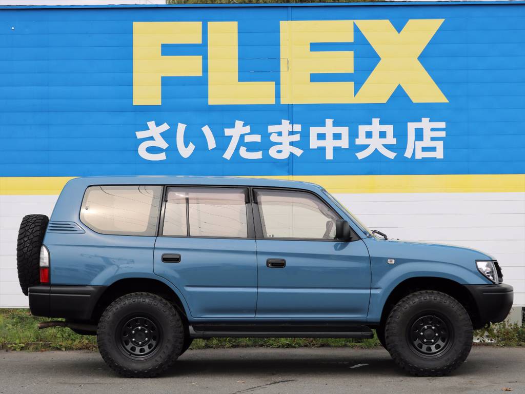 全長・全幅ともにワンボックスのミニバンなどと同等のサイズで取り回しも便利です！