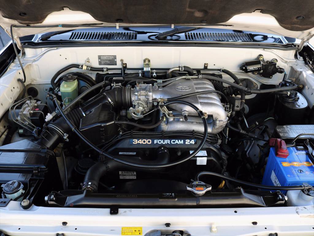 Ｖ型６気筒、３．４リッターの上級エンジン★パワーと静粛性をお求めの方に大変お勧めのエンジンです！！