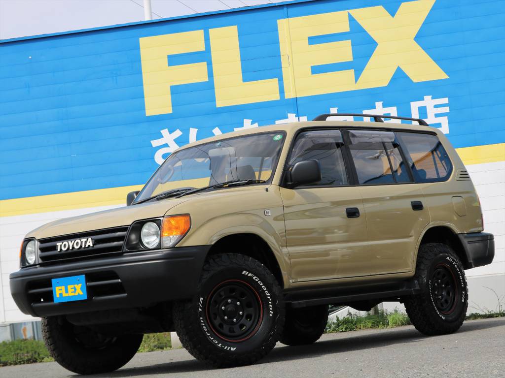 当店の車両は、全部位（消耗品と内外装パーツを除く）期間・走行距離無制限の安心保証付き★遠方のお客様へは、ご自宅のお近くの認証整備工場を保証整備先としてご紹介させて頂きます（＾＾）／