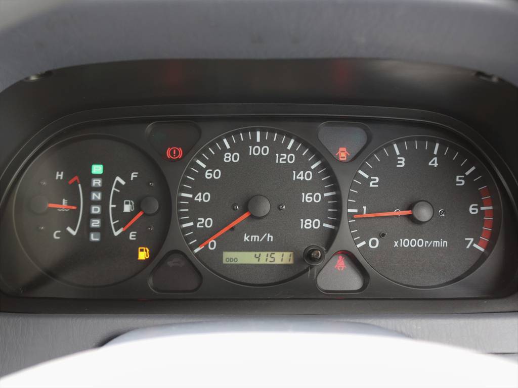 走行わずか４万ｋｍ！！この距離の車両はなかなか見れませんよ！