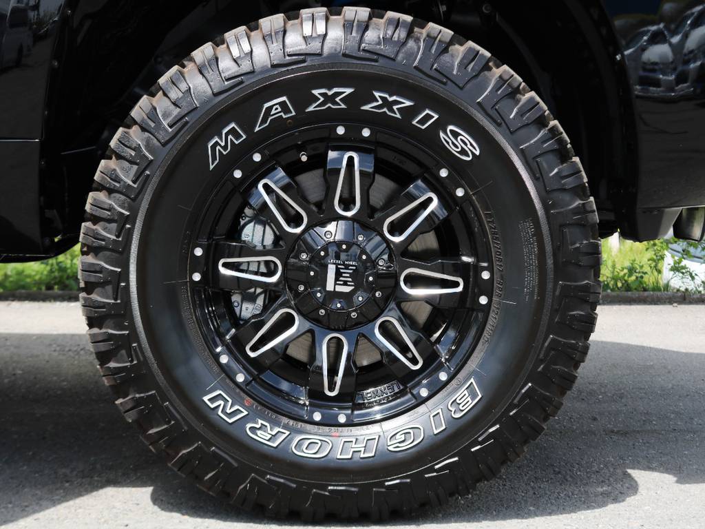 MAXXISオフロードタイヤ★同じタイヤを装着するランクルに乗るスタッフもおりますので、乗り心地や騒音についてなどお気軽にご相談ください！
