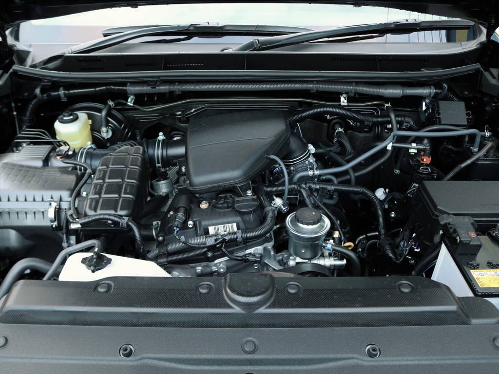 ２７００ｃｃのガソリンエンジン！世界中からの信頼を集める名機です！