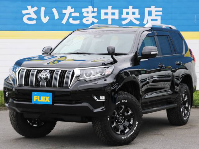 自動ブレーキやオートハイビーム機能付きフルＬＥＤヘッドランプ、前車追従式クルーズコントロールなどが標準装備になった新型プラドの５人乗りガソリン車が入庫しました！！最もお得にご購入頂けるグレードです♪