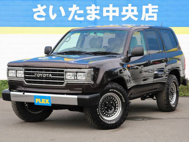 ≪Ｒｅｎｏｃａ≫”１０６”完成！！５速ＡＴ搭載の中期型をベースに、６０角目フェイスを新品装着！！更にホットチョコカラーＮｅｗペイント♪美しい内装と上質な乗り味をお洒落に★