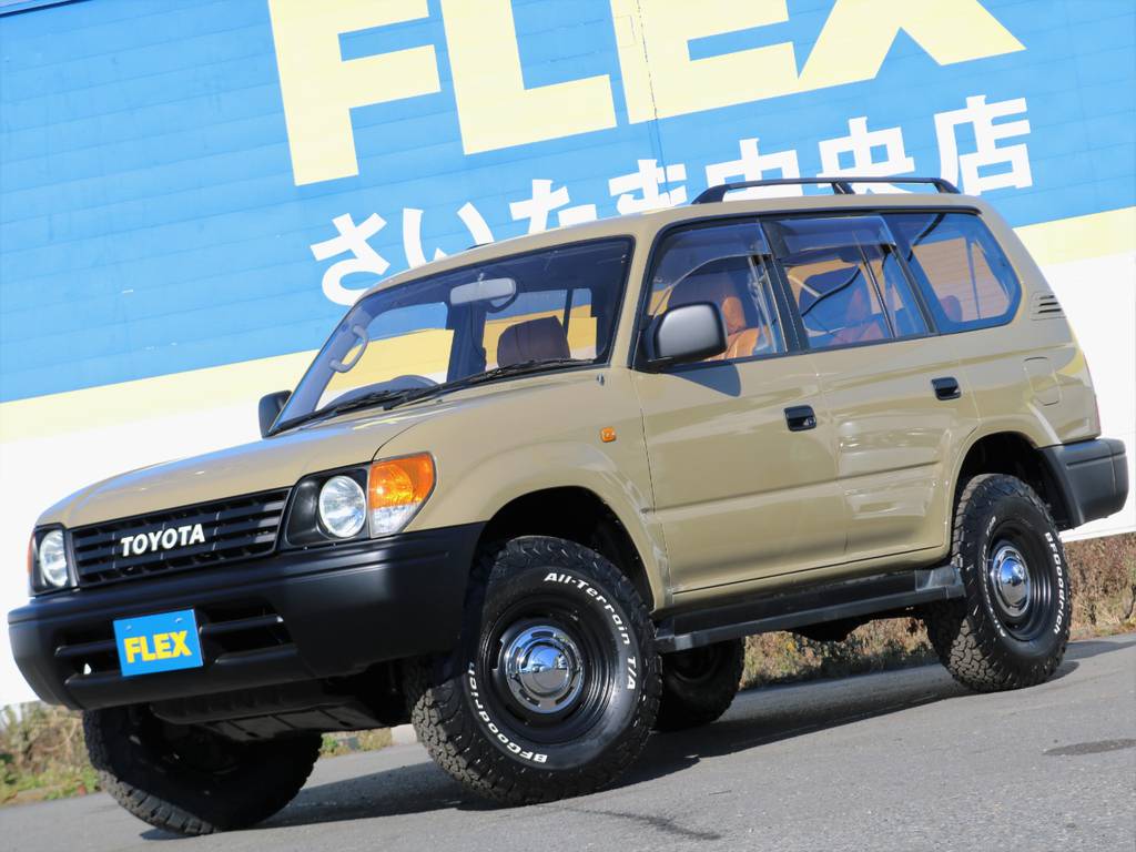 当店の車両は、全部位（消耗品と内外装パーツを除く）期間・走行距離無制限の安心保証付き★遠方のお客様へは、ご自宅のお近くの認証整備工場を保証整備先としてご紹介させて頂きます（＾＾）／