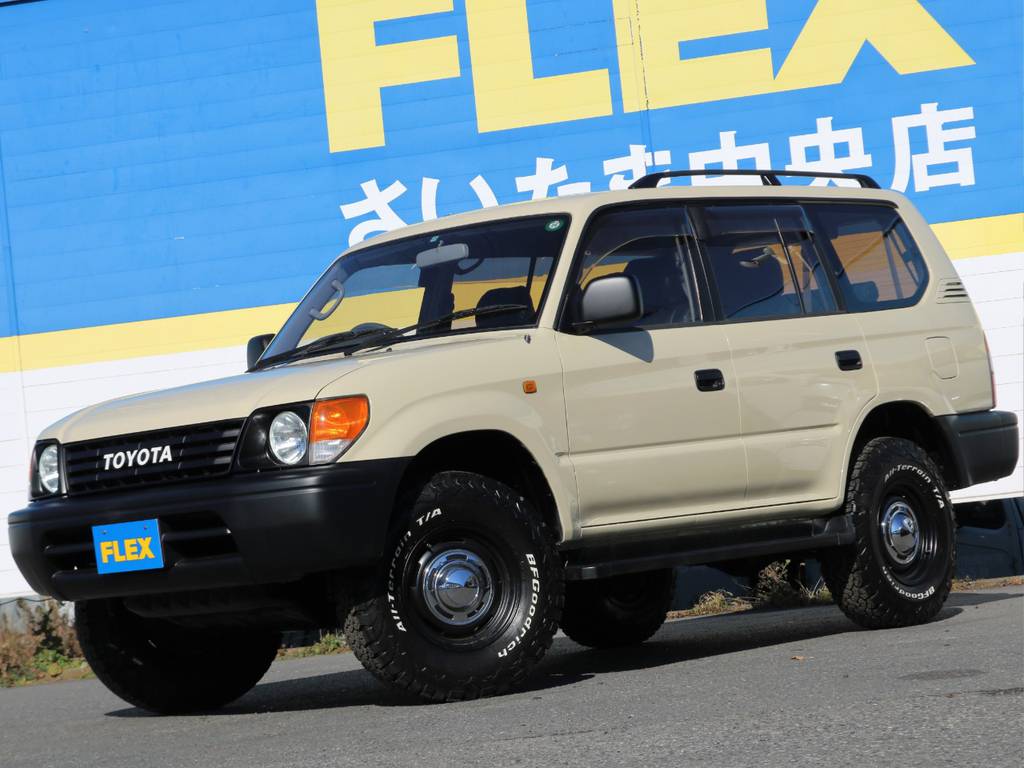 ランクルを所有しているスタッフも在籍しております。普段使いのメリットデメリットなど・・・オーナー目線でお話しさせていただきます。