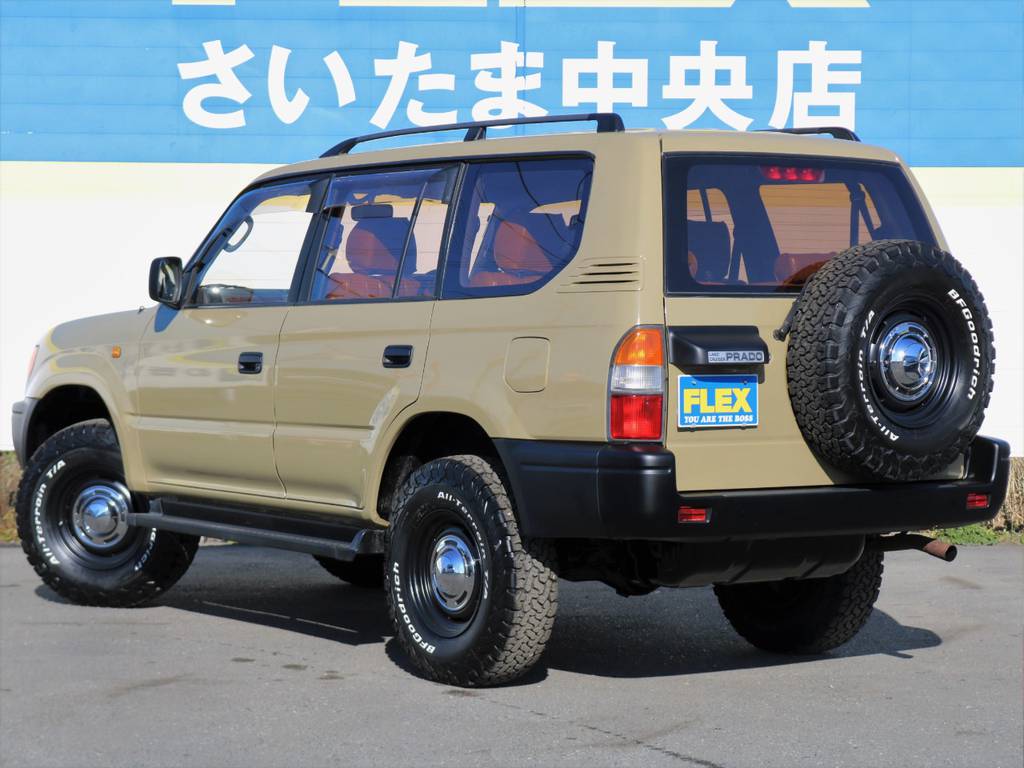 家族や友人とこのお車でお洒落に楽しく出かけてみませんか？