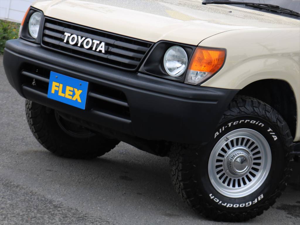ワンオフ作成TOYOTAグリル。横文字のTOYOTAがお洒落でいいですね♪