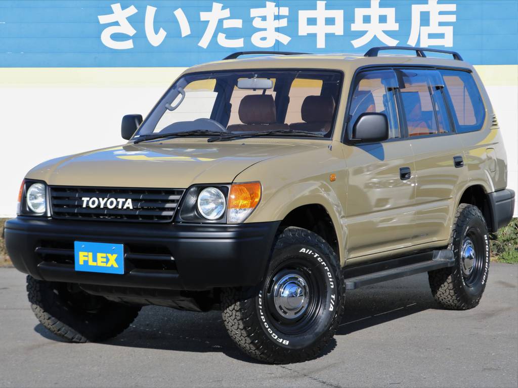 周りとは違う車がいい、ミニバンはちょっとと思っている方に是非オススメしたいお車です！！