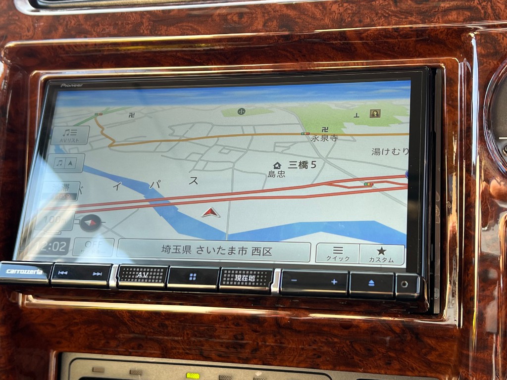 ラクラク使えるカロッツェリアの楽ナビ！慣れてしまうと他にいけないです(笑)Bluetoothも使えます！