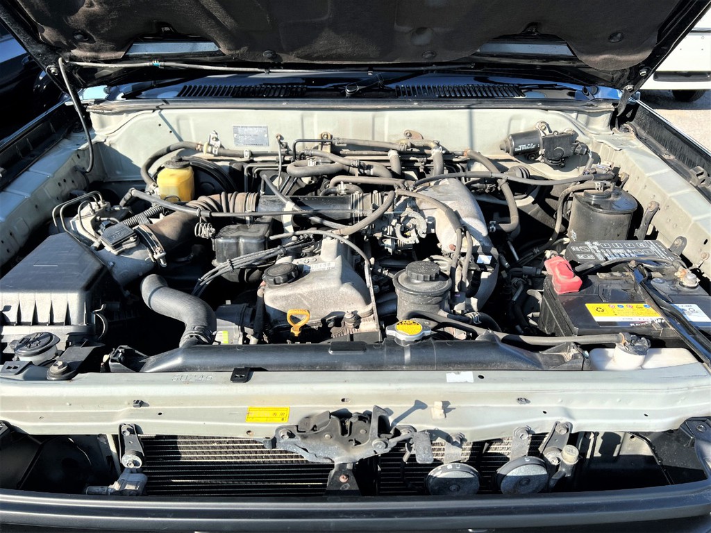 ガソリン2.7Lエンジン！