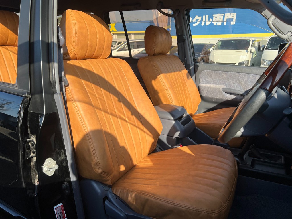 新品シートカバー装着！