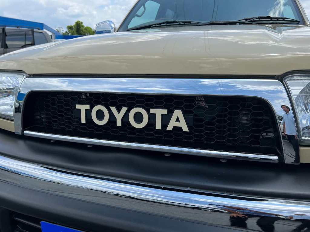 横文字TOYOTAマークがカッコいいです！