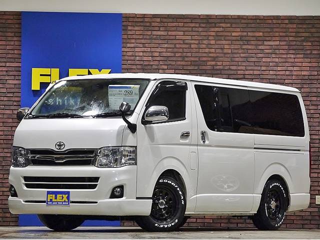 平成２２年式３型レジアスエースV　ディーゼル４WD　パールホワイト