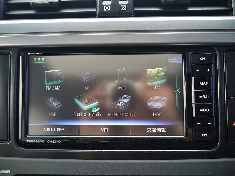 PanasonicストラーダーＳＤナビ　フルセグ・ＳＤ録音可・Bluetooth対応★
