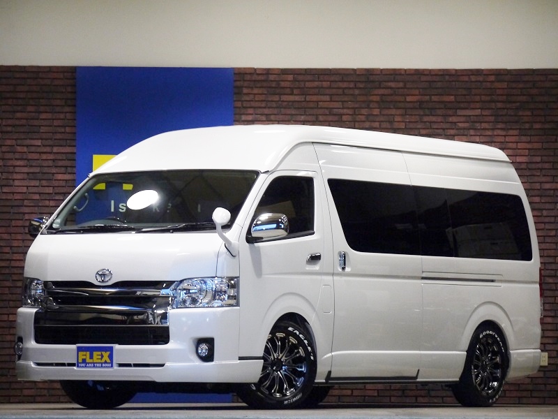 新車グランドキャビン　ガソリン　４ＷＤ　トヨタ純正シートアレンジ　ファインテックツアラー