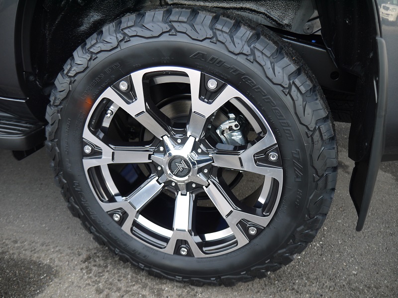ＮＩＴＲＯ　ＰＯＷＥＲ　２０インチＡＷ×ＢＦＧｏｏｄｒｉｃｈ　Ａｌｌ－Ｔｒｒａｉｎタイヤ！