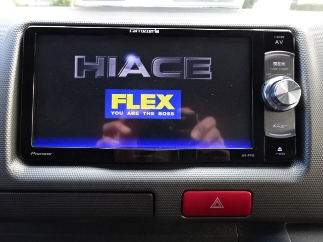 ナビは新品のカロッツェリアのメモリーナビを入れました☆ＨＩＡＣＥとＦＬＥＸの文字も浮かび上がっちゃいます☆
