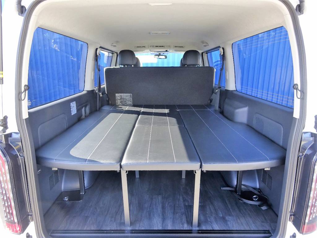 荷物載せたり、車中泊したり☆何でも可能な一台！！